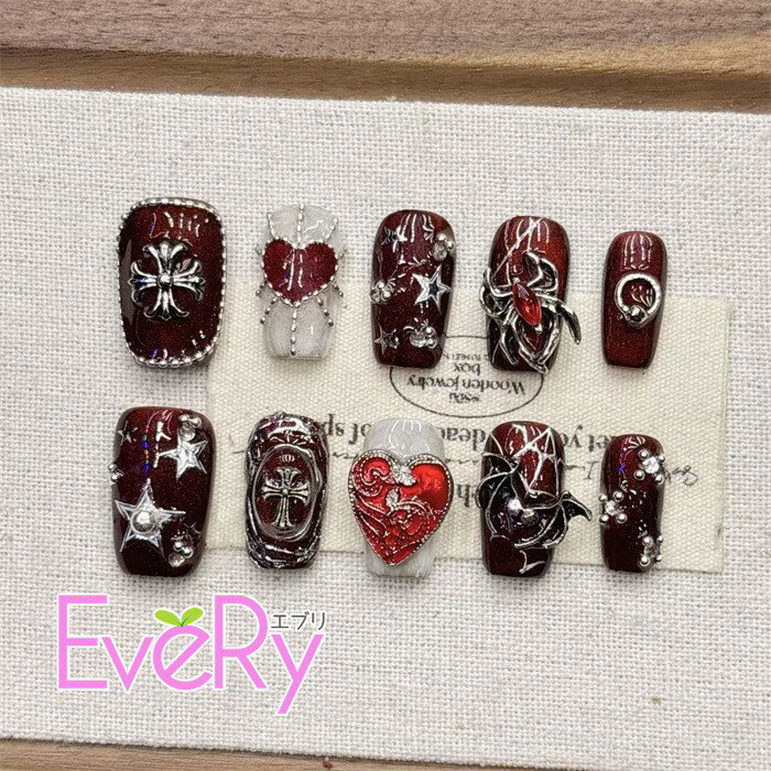 Rakuten - ネイルチップ 地雷系 量産型 ハンド用 10枚入り ボルドー レッド マグネット ニュアンス 3D パーツ 十字架 クロス 蜘蛛 クモ ハート 星 スター パンク ゴシック サブカル 付け爪 華やか 派手め イベント ライブ コスプレ 個性的 おしゃれ nc059x1x1x0
