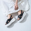 【公式】【SALE/40%OFF】イーボル EVOL クッション入り・柔らかい 8cm厚底ビジューバックルクロスサンダル ブラック 25ss 新作 靴 レディース サンダル 厚底 ビジュー キラキラ クッション性 ソフト シンプル ミニ丈 大きいサイズ LL