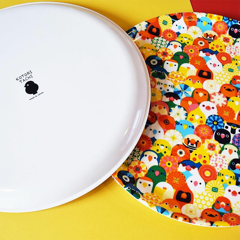 BIGトレー ★小鳥花束 ◆◆ 小鳥 ことり インコ セキセイ オカメ コザクラ 野鳥 文鳥 ボタン 雑貨 インテリア トレー おぼん すべり止め 大皿 キッチン用品 キッチン雑貨 かわいい おしゃれ レトロ お盆 ランチョンマット【KOTORITACHI】