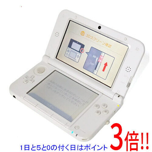商品名【中古】任天堂 ニンテンドー3DS LL ホワイト SPR-S-WAAA 訳あり商品状態 動作確認済みの中古品です。 ※ジョイスティックのゴムがありません。 ※液晶下画面に5本縦線が入っています。 ※中古品ですので、傷、汚れ等ある場合がございます。ご理解の上、ご検討お願いします。 商品説明 ゲームを3Dで楽しむ メガネのいらない3DのDS ※一部、ニンテンドー3DS本体で使用できないDSソフトや周辺機器があります。 ※3D対応のニンテンドー3DSソフトのみ、3D表示で遊べます。ニンテンドーDS/DSiソフトは3D表示になりません。 ※ACアダプタは付属していません。ニンテンドー3DS/DSi LL/DSiに付属のACアダプタか、別売りのACアダプタをご利用ください。 商品名 ニンテンドー3DS LL カラー ホワイト 型番 SPR-S-WAAA 基本仕様 ◆上画面 裸眼立体視機能付きワイド液晶（約1677万色表示可能） 4.88型（横106.2mm×縦63.72mm）／横800ドット× 縦240ドット （横800ドットを左目用・右目用にそれぞれ400ドット割り当てることで立体表現が可能） ◆下画面 タッチ入力機能付き液晶（約1677万色表示可能） 4.18型（横84.96mm×縦63.72mm）／横320ドット×縦240ドット ◆互換機能 ニンテンドー3DS専用に開発されたソフトを楽しめるほか、ニンテンドーDSiを含むニンテンドーDSシリーズ用ソフトを遊ぶことも可能。 ◆タッチペン ニンテンドー3DS LL専用タッチペン[SPR-004]　約96mm ◆サイズ 縦93mm×横156mm×厚さ22mm（折りたたみ時） ◆質量 約336g（バッテリーパック・タッチペン・SDカードを含む） ◆使用電源 ACアダプタ[WAP-002（JPN）]（別売）、専用バッテリーパック[SPR-003]付属品 ※本体とタッチペンのみとなります。ご確認後、ご検討お願い致します。 その他 ※商品の画像はイメージです。その他たくさんの魅力ある商品を出品しております。ぜひ、見て行ってください。※返品についてはこちらをご覧ください。　