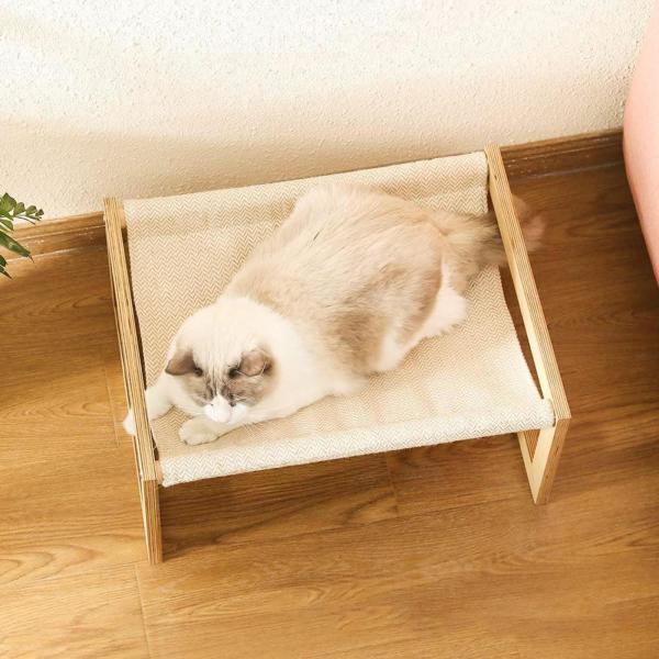 説明:[製品サイズ]: 猫用ハンモックベッドのサイズは約長さ21 x 幅16.5 x 高さ10インチです.小型.中型.大型の猫.小型犬.子犬.ウサギ.その他の小動物が寝るのに適しています.[快適]: 高さ10インチの猫用ベッドは猫が出入りするのに便利です.柔らかく通気性のある生地で.猫にとって居心地の良い快適な休憩場所を確保します.[丈夫なサポート]: 木製素材で作られたこのペットベッドは.安定した構造と滑り止めを備えており.猫がどんなに飛び跳ねてもハンモックベッドがひっくり返ることはありません.[多機能]: 猫用睡眠ベッドはリネン生地の表面を採用し.耐摩耗性があり.猫の引っかき本能を満たし.快適さと娯楽の両方を兼ね備えた休息ベッドです.[完成が簡単]: 取り付け用ハードウェアキットを備えた高さのある快適な猫用ベッド.数分で簡単に組み立てられます.猫好きの友人への素敵な贈り物です.仕様:材質: 木製サイズチャート:21インチx16.5インチx10インチ.パッケージに含まれるもの:猫用ベッド1台...猫用ハンモックベッド 木製 高さのある