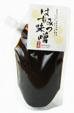 芋慶 はちみつ味噌 国産はちみつ に、岐阜県産大豆 の味噌を使用した 岐福(ぎふ)味噌 を使用しております。化学調味料 保存料など、一切の添加物 を加えていない味噌ダレです。お子様も喜ぶ、はちみつの甘さで、とんかつ などにご使用頂けます。 芋慶 はちみつ味噌 国産はちみつ に、岐阜県産大豆 の味噌を使用した 岐福(ぎふ)味噌 を使用しております。化学調味料 保存料など、一切の添加物 を加えていない味噌ダレです。お子様も喜ぶ、はちみつの甘さで、とんかつ などにご使用頂けます。