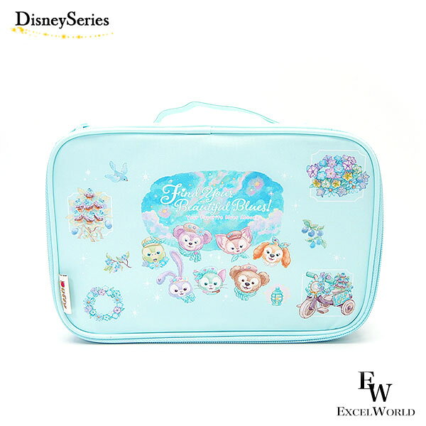 【サイズ】縦約9cm×横約25cm×高さ約17cm【付属品】なし【コメント】ダッフィー＆フレンズたちが“いろいろなブルー”を見つけて楽しんでいるアートがデザインされたマルチケース♪爽やかで優しいブルーカラーを基調に、かわいいキャラクターたちがたっぷり描かれています。持っているだけでも気分が上がる、実用性とかわいさを兼ね備えたアイテムです。表面はファスナーを開けると、スリット入りのクッション付きでリングをすっきり収納可能！お気に入りのアクセサリーをかわいく持ち歩けます。裏面にも小物を収納できるスペース付きで、アクセサリーや小物入れとして便利に使えるのも魅力♪お出かけや旅行にもおすすめのマルチケースです。サイズ：縦約12cm × 横約8cm。※ギフトラッピングご希望の場合は「有料ギフトラッピング」を同時に商品の個数分ご購入くださいませ。ディズニーシー限定グッズは当店専属バイヤーがディズニーシーで直接買い付けを行っておりすべて【本物】です。どうぞご安心くださいませ商品概要： エクセルワールドでは、世界中からギフトにおすすめのアクセサリーをベストセレクト！女性、男性、子供から大人まで楽しんでもらえるアイテムや、レディース、メンズ、キッズ、10代、20代、30代、40代、50代、60代、など、プレゼントやギフトに選んで頂けるブランド商品、おしゃれでかわいい、クリスマスやパーティー、誕生日、バレンタイン、ホワイトデー お返し、などにもぴったりな商品もございます。シンプルでスタイリッシュな、父の日や母の日、敬老の日、内祝い、などのイベントにも喜ばれる商品も取り扱いっております。ぜひ、お買い物をお楽しみください！