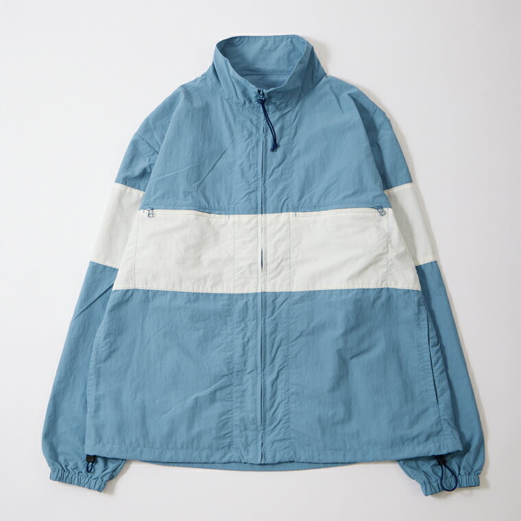 D.C. WHITE (ディーシーホワイト) IVY LEAGUERS TRAINING TOP NYLON - LIGHT BLUE ブルゾン メンズ ナイロンジャケット