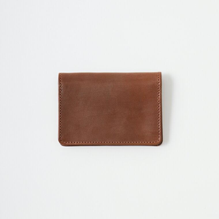 ExplorerのBEORMA LEATHER COMPANY (ベオーマレザーカンパニー) VINTAGE BRIDLE LEATHER CARD CASE - CONKER_NATURAL ヴィンテージブライドルレザー カードケース｜アングル2