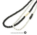 ■ブランド on the sunny side of the street (オン・ザ・サニーサイド・オブ・ザ・ストリート) ■商品名 510-366 Buffalo Horn,Bone & Trade beads Lomg Necklace w/sunny side up charm ■商品説明 アンテークビーズをつなぎ合わせたロングネックレスに ポイントでバッファロービーズが使用されたどこか 民族テイスト溢れる作品となっております。 重ね付けや単品とその日のコーディネイトに インパクトを与えてくれます。 ■サイズ サイズ　最大85cm ■素材 Buffalo Horn,Bone,Trade beads,Silver ■カラー White,Black ■ IMFOMATION こちらの商品には、付属品として専用BOXが付いております。 店舗での販売も致しておりますので売り違いにより、 お取り寄せになる場合もございます。予めご了承下さい。 お取り寄せの場合は、商品にもよりますが1週間から1ヶ月で 入荷いたします。入荷状況など折り返しご連絡申し上げます。 ラッピングサービスを無料にてご用意致しております。 ご利用の際、WHITE.RED.NAVYよりお選び頂き備考欄へご記入下さい。 ショップからの入荷情報やお得な情報をいち早くお届けします。ご登録はこちらからどうぞ。 当店は実店舗と自社サイトと在庫を共有しておりますので、どうしてもオーダー受付後に 売り違いよる完売になってしまう場合がございます。その際は再度こちらからご連絡させ ていただきます。ご迷惑をお掛け致しますが,ご理解・ご了承の程、宜しくお願い申し上げ ます。 お客様がご覧になる環境(モニターなど)によって、実際の商品と色合いが異なる場合もございます。予めご了承下さいませ。