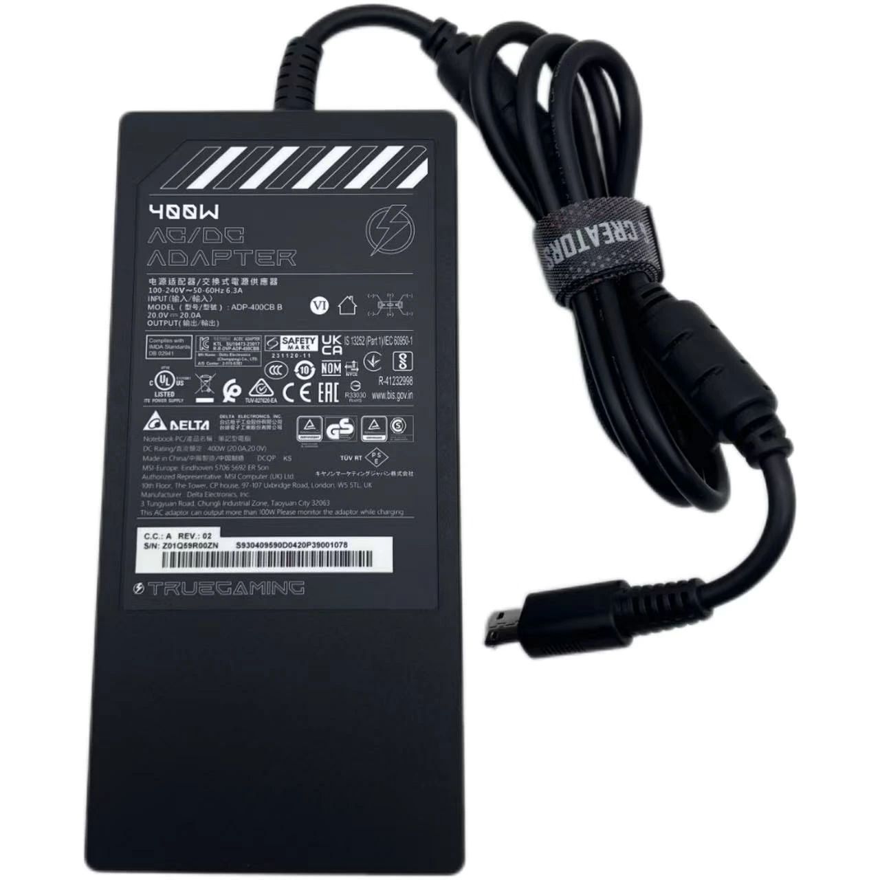 商品詳細 メーカー MSI（エムエスアイ） 入力 AC 100-240V 50-60Hz 出力 20V 20A（400W） プラグサイズ 長方形スリムタイプDCコネクター（Squareタイプ） 内部4ピン構造のMSI専用形状です。 一般的な丸型プラグ（外径5.5mm／7.4mmなど）とは異なります。 ※ご使用中のアダプター端子形状をご確認ください。 保証 1年間の製品保証（初期不良対応含む） セット内容 ACアダプター本体 ×1 / PSE対応AC電源コード ×1注意点 ・必ずお使いのPC本体裏面ラベルに記載された出力電圧・電流をご確認ください。 ・同一シリーズでも構成（GPU/CPU）により使用アダプターが異なる場合があります。