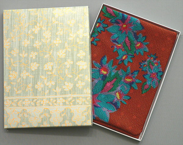 ＼5%OFFクーポン配布中／風呂敷 約70cm ちりめん 二巾 FUKICO 両面染 縮緬 友禅 ふろしき 花と鳥 ブラウン／グリーン レーヨン100％ 名入れ可 日本製 おしゃれ 一升餅 一生餅 1歳 誕生日 重箱用 風呂敷専門店 お土産 メール便 送料無料 バレンタイン 2021格安通販　バレンタイン　人気　ランキング