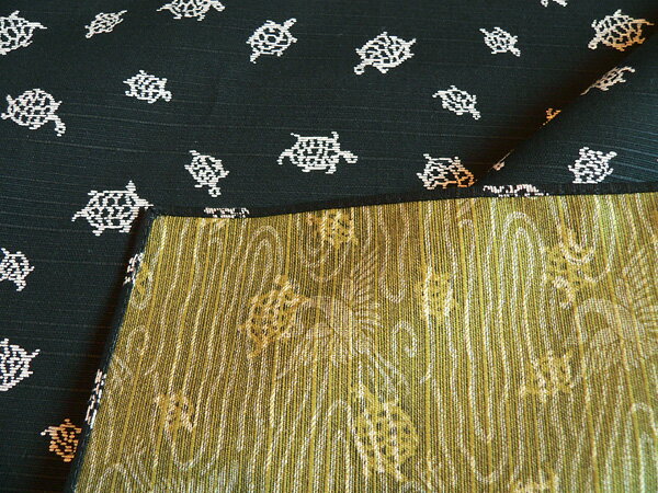 風呂敷 大判 サイズ 104cm 三巾 福むすび 綿 シャンタン 両面染 ふろしき 亀 黒／グリーン 名入れ可 日本製 おしゃれ かわいい 和柄 エコバッグ 折りたたみ コンパクト 一升餅 1歳 誕生日 風呂敷専門店 ギフト むす美 メール便 送料無料 バレンタイン 2021格安通販　バレンタイン　人気　ランキング