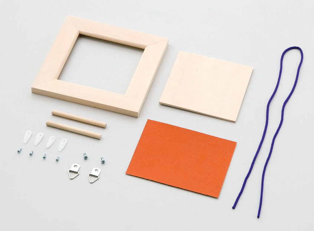 額サイズ：140×140×10mm、作品サイズ:98×98mm　