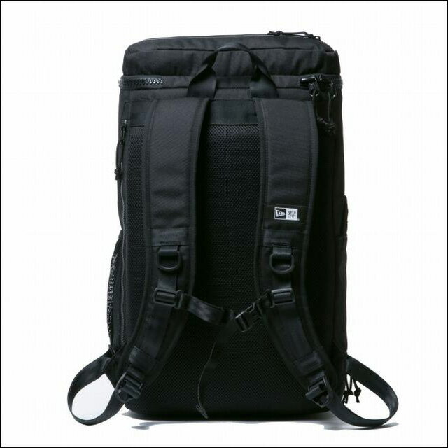 NEWERA【BOX PACK：BLK】約32Lニューエラ　ボックスバッグ　ボックスサック　定番のボックス型リュックサック。スクエア型で使いやすいリュック、バックパックです!!