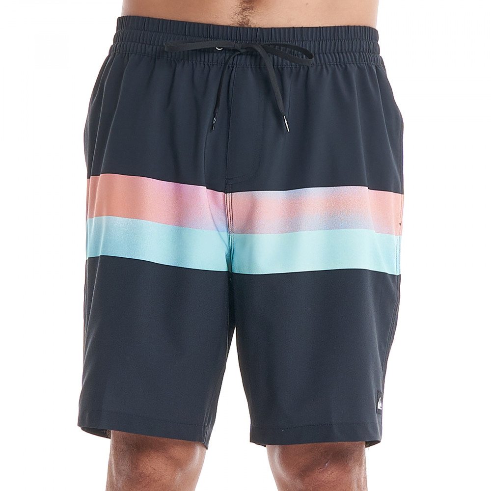 【RSL】QUIKSILVER 男性用水着【QBS232024_BLK】23SS クイックシルバー SURFSILK AIR-STRIPE VOLLEY 19NB メンズ 大人 ボードショーツ サーフトランクス ジャムショーツ 海パン ウエスト部はゴム/紐でサイズ調整可 19インチ バックポケット付き