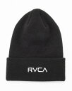 RVCA ルカ アパレル ビーニー 伸縮性のあるリブを使用し、適度にフィットするアクリル製ビーニー。裾を織り上げたカフ部分にRVCAロゴが刺繍で施されています。背面の裾部分にはピスネームを配置。織り上げずにロングビーニーとしても着用することができます。 素材：アクリル100％ サイズ：フリー高さ20cm頭回り(内寸)33cm