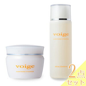 商品名 voige スキンローション120ml（保湿化粧水）voige スキンコンセントレート50g（保湿クリーム） 成分・スキンローション 水、グリセリン、BG、テトラヘキシルデカン酸アスコルビル、パルミチン酸レチノール、トコフェロール、酢酸トコフェロール、ビオチン、アミノカプロン酸、ヒアルロン酸Na、水溶性コラーゲン、セラミド3、グリチルリチン酸2K、アラントイン、PCA、メマツヨイグサ種子エキス、アロエベラ葉エキス、ホエイ（牛乳）、ムコ多糖、アスパラギン酸Na、アラニン、アルギニン、イソロイシン、イノシン酸2Na、グアニル酸2Na、グリシン、グルタミン酸、セリン、タウリン、チロシン、トレオニン、バリン、ヒスチジンHCl、フェニルアラニン、プロリン、リシンHCl、ロイシン、パントテン酸Ca、水添レシチン、オリゴペプチド-56アミドPEG-75メチルエーテル、スクワラン、ピーナッツ油、キサンタンガム、（アクリレーツ/アクリル酸アルキル（C10-30））クロスポリマー、水酸化K、ラウリン酸ポリグリセリル-10、コンドロイチン硫酸Na、1,2-ヘキサンジオール、カプリリルグリコール、エタノール、フェノキシエタノール、メチルパラベン、プロピルパラベン 香料、プロピルパラベン、メチルパラベン 成分・スキンコンセントレート 水、イソペンチルジオール、グリセリン、スクワラン、ミネラルオイル、セタノール、ステアリン酸グリセリル、ミリスチン酸イソプロピル、パルミチン酸セチル、酢酸トコフェロール、セテス-6、ステアリン酸、パルミチン酸レチノール、エルゴカルシフェロール、テトラヘキシルデカン酸アスコルビル、グリチルレチン酸ステアリル、トコフェロール、ピリドキシンHCl、コーン油、水溶性コラーゲン、セラミド3、パントテン酸Ca、コンドロイチン硫酸Na、オリゴペプチド−56アミドPEG−75メチルエーテル、アミノカプロン酸、カンゾウ根エキス、ノバラ油、BG、ベヘニルアルコール、水添レシチン、アルギニン、ジメチコン、（アクリレーツ／アクリル酸アルキル（C10-30))クロスポリマー、水酸化Na、セチル硫酸Na、ステアレス-20、フェノキシエタノール、メチルパラベン、プロピルパラベン、ヒドロキシエチルキトサン、エタノール、BHT 使用期間 健康で安全に使っていただく為、保存料を最小限に抑えています。新鮮な形でお使いいただく為には、開封後6ヶ月以内にご使用くださいませ。 広告文責 株式会社It's more　　■TEL 0120-790-793 メーカー／区分 株式会社オーラコスメティックス／日本製・化粧品 ※クーポン券をお持ちのお客様へ お買い物の前にご利用方法をご一読下さい。