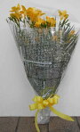 【送料無料】黄色のフリージアの花束