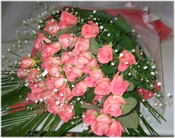 ピンクのバラ【薔薇】の花束　50本　送料無料ギフト