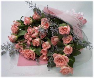 【送料無料】ピンクのバラの花束　H030p