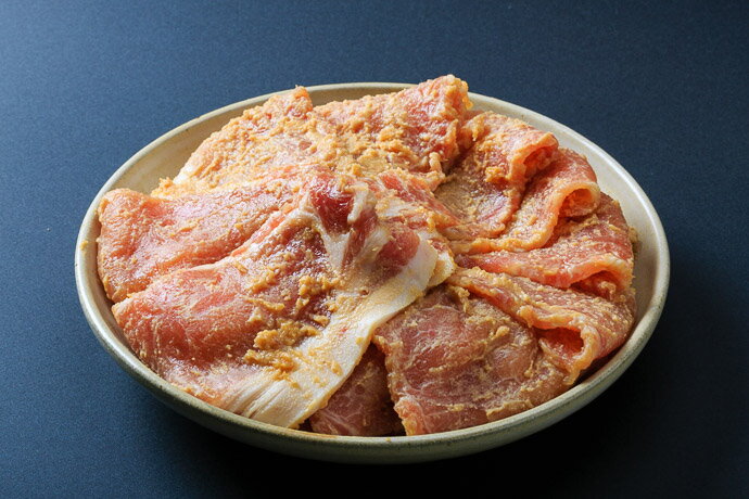 着後レビューで 送料無料 函館老舗みそ使用 豚の味噌漬け１kg 6264757 tsujide.co.jp