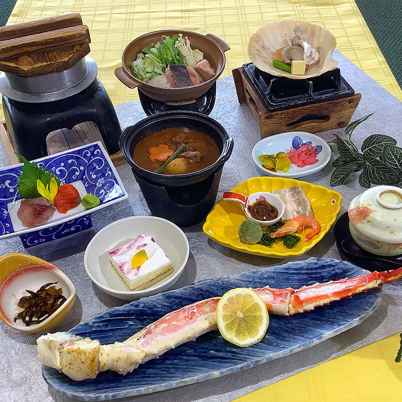 【ふるさと納税】御前水 日和 タラバ蟹 足1本付ペア宿泊 1泊2食 チケット 宿泊 利用券 サウナ ホテル 旅行 宿泊券 北海道 クーポン 風呂 券 かに カニ タラバガニ 和食会席 温泉 源泉かけ流し 阿寒湖 釧路 F4F-8257その2