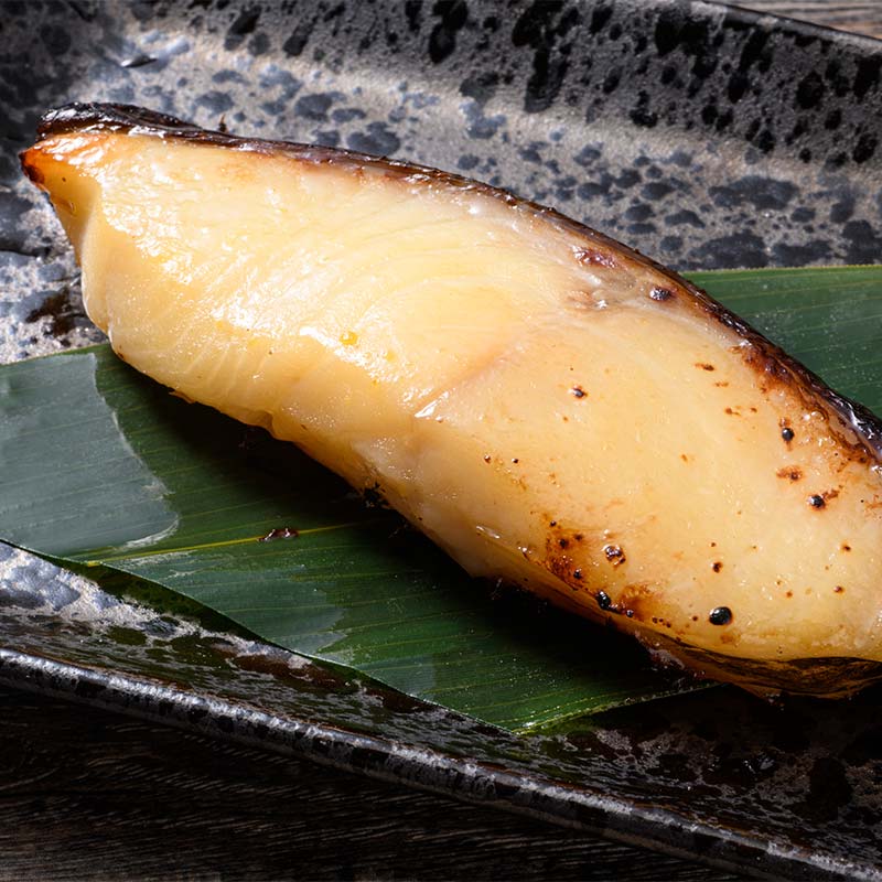 【ふるさと納税】★3ヶ月定期便 銀だら西京漬け★ 真空パック 小分け 2切れ×4袋 西京漬け おかず 銀ダラ 海鮮 銀だら 銀鱈 ギンダラ ぎんだら 魚貝類 漬魚 西京焼き 定期便 3回 便利 時短 タイパ 北海道 釧路市 F4F-8876