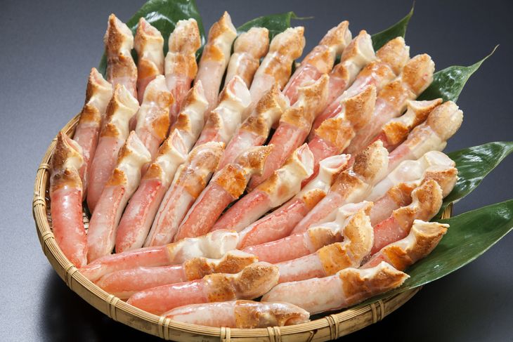 【ふるさと納税】ひとくちサイズ　お刺身も出来る！生冷凍ズワイガニ爪下 約1kg