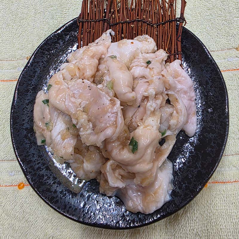 【ふるさと納税】鹿すじ煮込み+ホルモンセット 合計880g(鹿すじ煮込み 480g・塩ホルモン 200g・味噌ホルモン 200g) EB8-0329