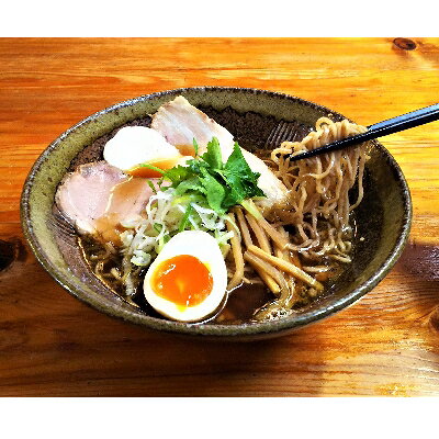 2022年6月発送開始『定期便』【石臼挽き中華そば3食セット】&【乾麺8食セット】全2回【5054370】