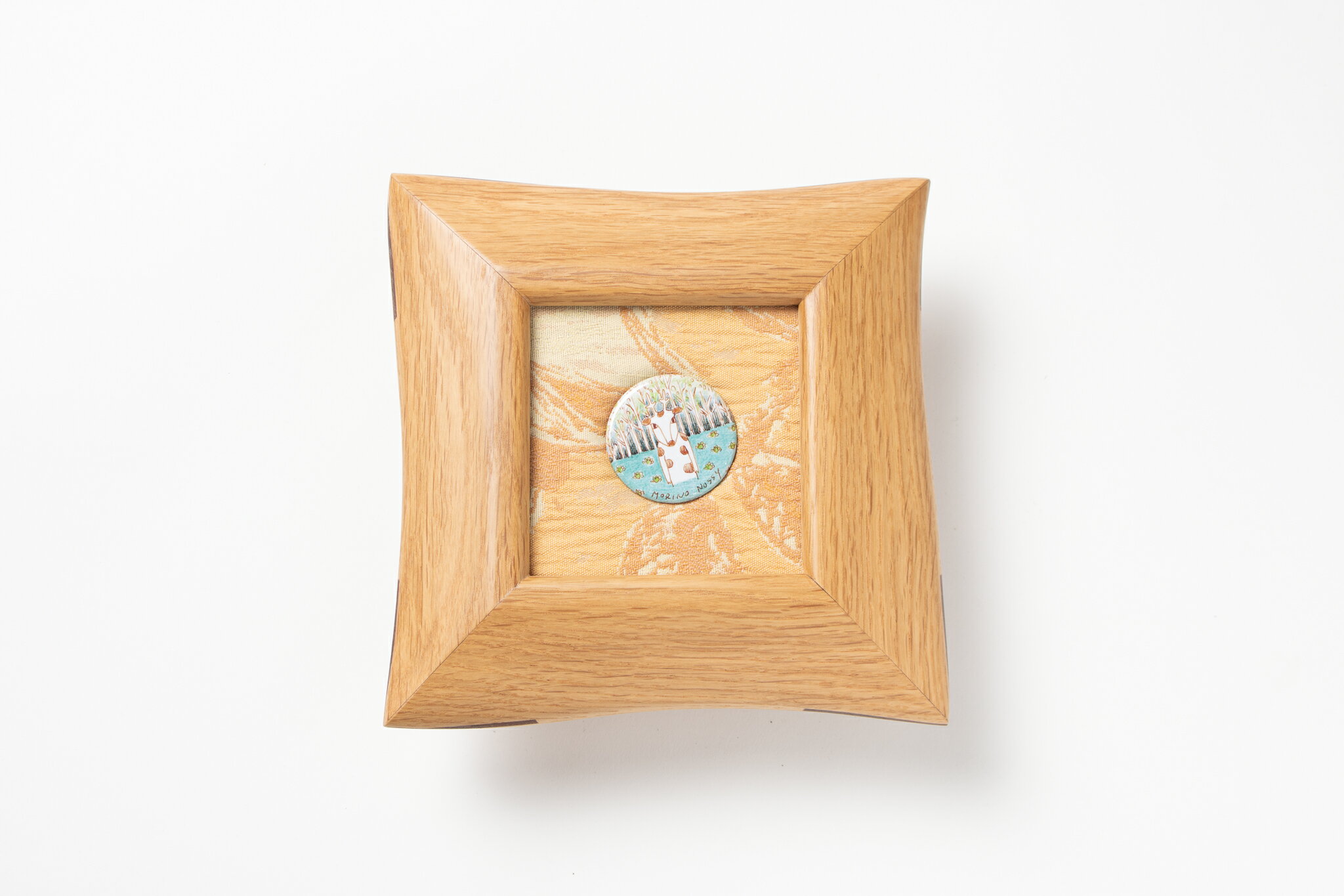 【ふるさと納税】旭川家具 七宝焼も飾れる「d-フレーム」