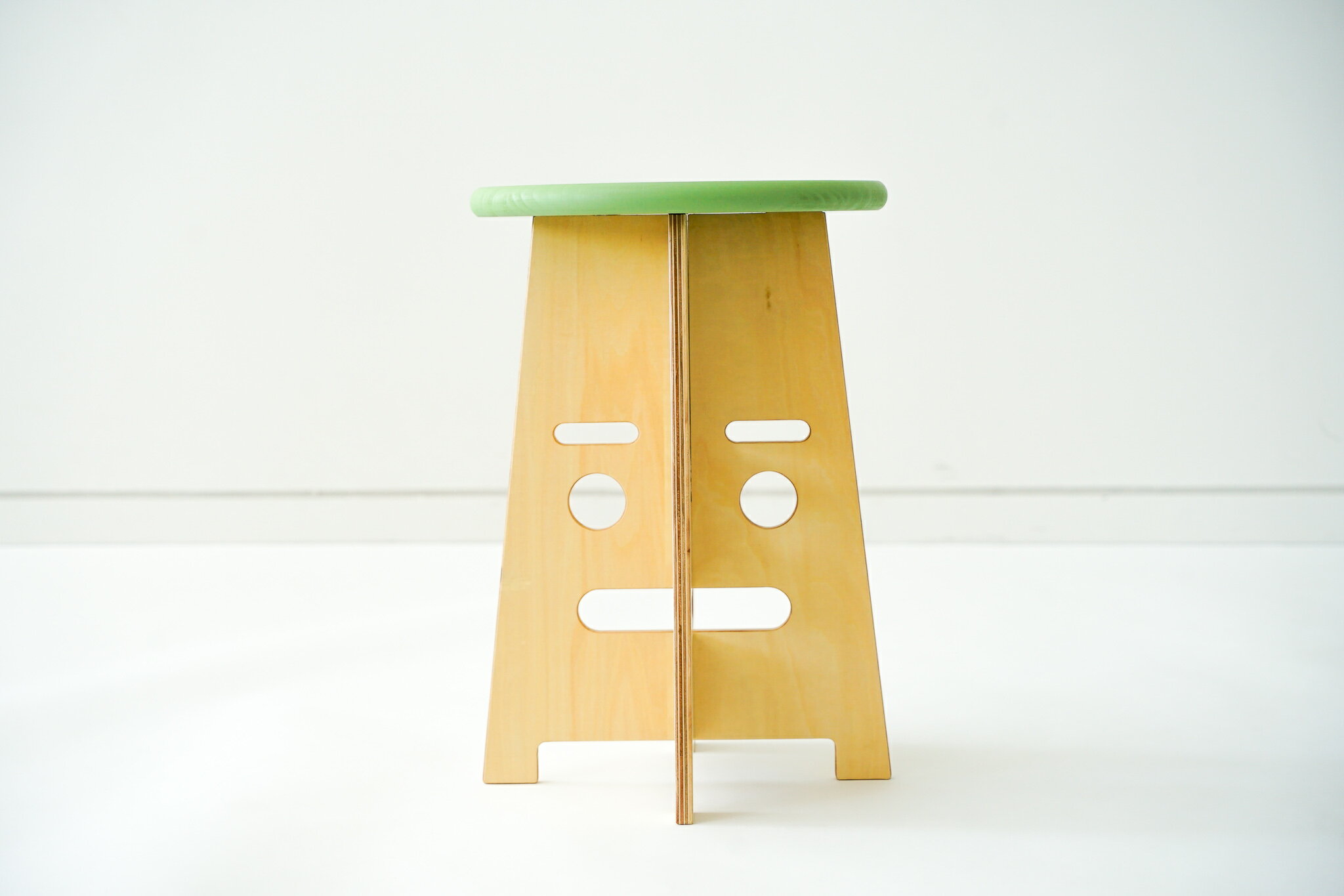 【ふるさと納税】旭川家具 ふぇいす Face Stool 