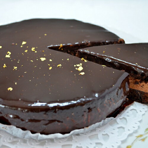 チョコレートケーキ　ショコラグラサージュ（ホールタイプ）