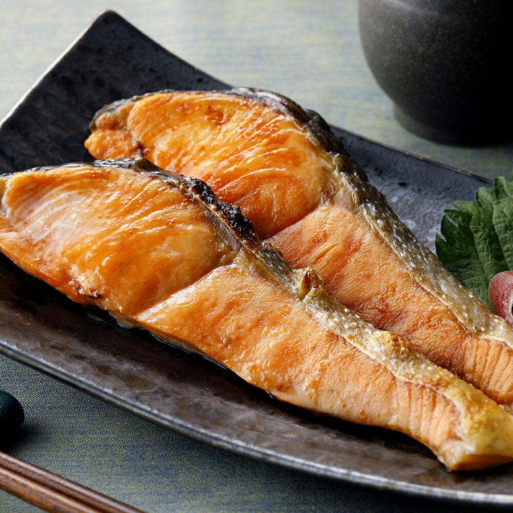 【ふるさと納税】【レビューキャンペーン】鮭 時鮭 ときしらず 薄塩味 一本 切身 アラ付き 3kg 国産 北海道産 えりも産 希少 トキシラズ 白鮭 シロサケ サケ シャケ 塩鮭 塩漬 塩漬け 1本 切り身 鍋 焼魚 焼き魚 ムニエル 魚介 海鮮 海産物 人気 送料無料 3