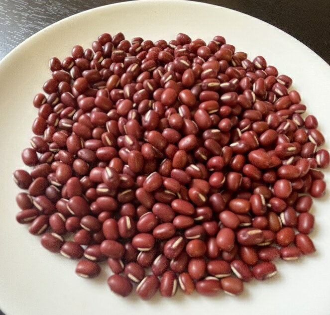 北海道池田町の【ふるさと納税】北海道十勝産 えりも小豆 2kg (500g×4袋) 小豆 あずき アズキ あんこ 餡 大納言 豆 減農薬 自然乾燥 国産 池田町｜アングル3