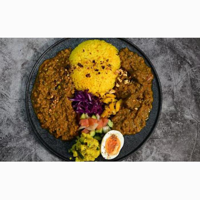 星空の黒牛 ココナッツキーマカレー・スパイスカレー 180g×各2パック【 カレー レトルト キーマカレー かれー 黒牛 牛肉 惣菜 常備食 非常食 標茶町 北海道 】