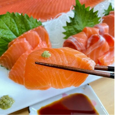 【ふるさと納税】青森サーモン　フィレ2枚(1枚約700g)【配送不可地域：離島】【1734237】