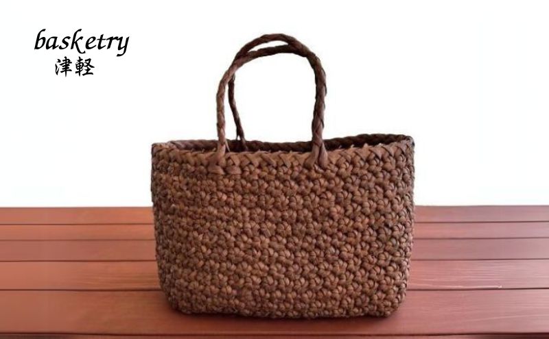 【ふるさと納税】山ぶどうバッグ 花結び編み(山ぶどう皮幅:約6mm)