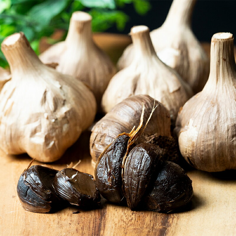 【ふるさと納税】 【青森県産】 熟成黒にんにく 750g (250g×3) ≪修清≫ 青森にんにく にんにく ニンニク ガーリック 黒ニンニク 日本一 産地 小分け 青森 中泊町 F6N-074