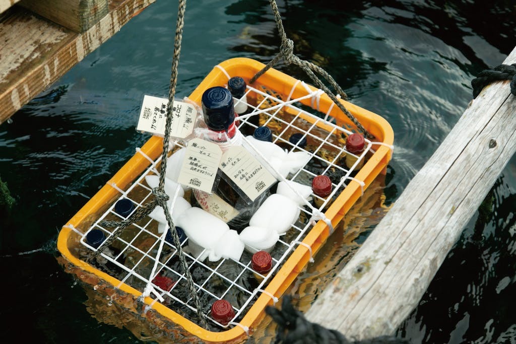 【ふるさと納税】 訳あり 海中熟成珈琲 缶詰 3缶 セット 賞味期限間近 【 コーヒー 豆 珈琲豆 海中 熟成 自家焙煎 飲料 ブラジル マンデリン ニカラグア 岩手 陸前高田 東京屋カフェ 】※賞味期限：2024年8月9日