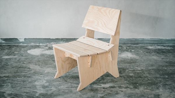 Kujira Chair（完成品/無塗装）天然 木製 椅子 イス チェア リラックス 南部赤松 合板 岩手県産 滝沢市 クジラ 家具