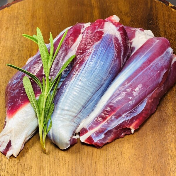 【ふるさと納税】ジビエ 鹿肉 スジ肉 150g ＆ 犬 おもちゃ セット 岩手県大槌町 国産 無添加 大槌ジビエ 大槌鹿 ペット用品 小型犬 ドッグガム デンタルケア ガム 鹿の角 ジャーキー 人気 鹿 肉 シカ しか 送料無料 MOMIJI 岩手 いわて iwate