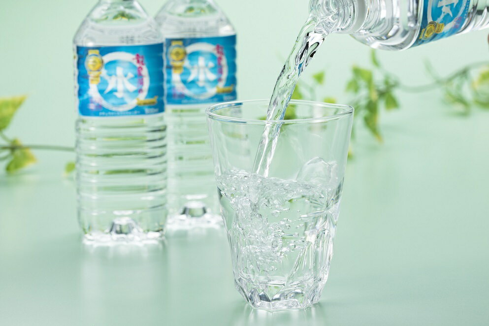 水