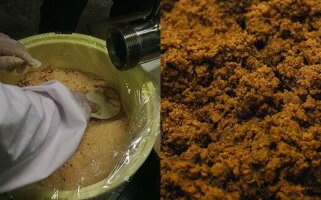 宮城県塩竈市 宮城県産の厳選した素材を使い 仕込み味噌を仕上げました 043 0018 調味料 太田屋 厳選 仕込み味噌 その他 ふるさと納税 宮城県塩竈市 宮城県産の厳選した素材を使い 仕込み味噌を仕上げました 043 0018 調味料 太田屋 厳選 仕込み味噌 その他 ふるさと納税