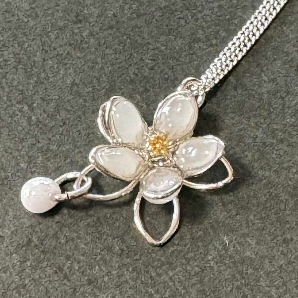 【ふるさと納税】【izu-3】お米の花咲くネックレス【秋田県横手市産あきたこまち使用】