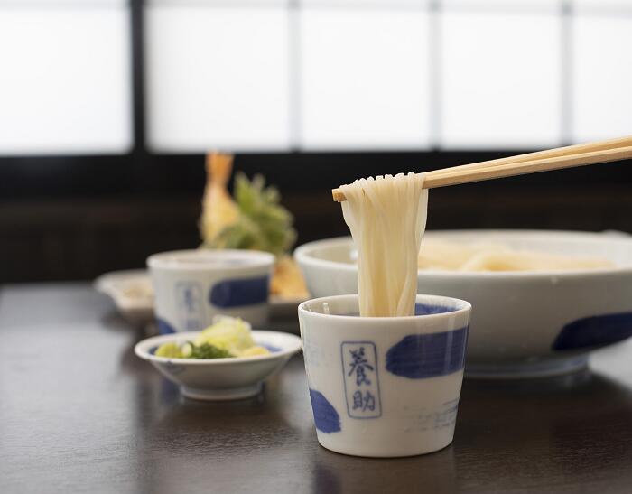 【ふるさと納税】佐藤養助商店 稲庭うどん 140g×20袋 約40人前 老舗 ふるさと納税 稲庭うどん 佐藤養助 ふるさと納税 うどん 秋田県 国産 稲庭 いなにわ 干しうどん 稲庭干饂飩 乾麺 麺 ふるさと 人気 ランキング MYS05[C0102]