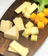 【ふるさと納税】B05276　スモークチーズ味比べ（ナチュラルチーズ、スモークカマンベール、スモークモッツァレラチーズ、スモークチェダーチーズ）