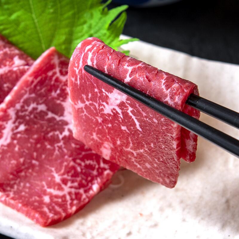 【ふるさと納税】※肉好き 刺身好きから選ばれる※焼肉店の『牛刺し』 240g（40g×6個）黒毛和牛「山形牛」 お取り寄せ グルメ 小分け 個包装 家飲み おうち時間 焼き肉 焼肉 卵 焼き肉 焼肉 寿司 すし 握り 刺身 国産 国内製造 安心 安全 祝 ごちそう