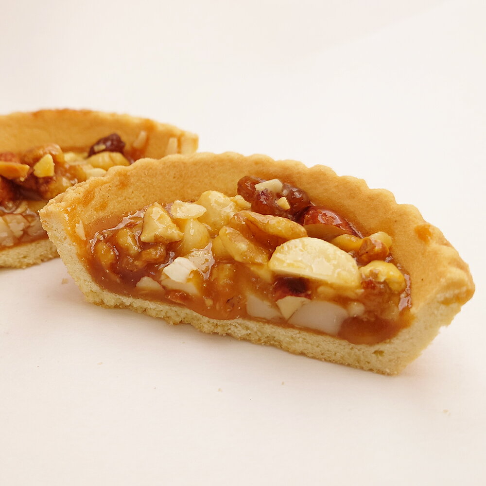 【ふるさと納税】 お菓子 銀山温泉 生キャラメルナッツタルト 5個入り 個包装 スイーツ 洋菓子 お土産 山形 山形県 尾花沢市 明友 送料無料 沖縄・離島への配送不可 kb-ksntx5