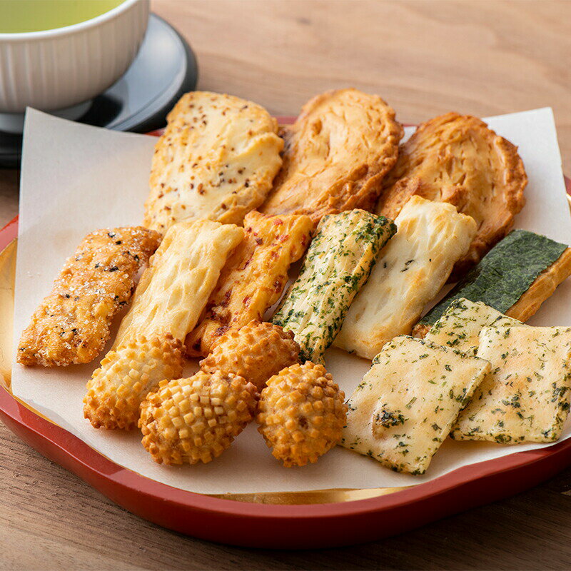 【ふるさと納税】 《両国 東あられ》 甑 詰合せ 24袋入 おかき あられ お茶漬け おつまみ お菓子 素朴 おやつ 米菓子 F4A-0318