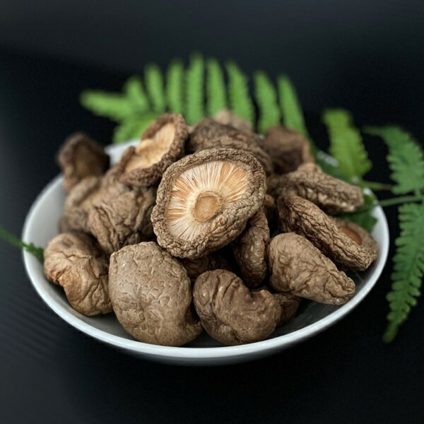 【ふるさと納税】グリーンファーム小野寺の乾燥椎茸　80g×2袋（グリーンファーム小野寺）