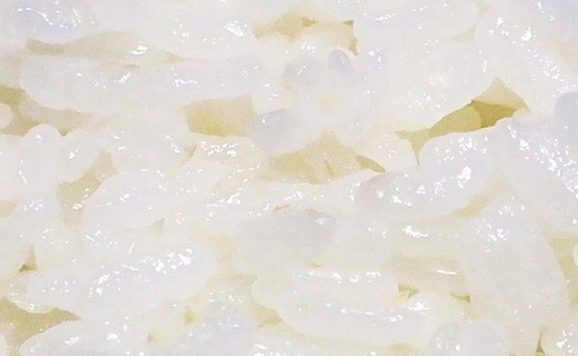 【福島県会津坂下町】会津の豊かなおくりもの。 丹念に育てたとっておきのお米です。定番のカレーやから揚げ、魚料理のお供に。炊き込みご飯などでも美味しく召し上がれます。　【ふるさと納税】3-J　里山のつぶ玄米30kg 令和7年産 特別栽培米 ｜ 福島県会津坂下町オリジナルの玄米。米の一粒一粒が大きく、しっかりした食感、適度なもちもち感と甘みのあるお米です。 ※2025年9月下旬頃より順次発送予定