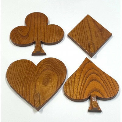 木工製品 箸置き付きコースター(クラブ、ダイヤ、ハート、スペード)各1個 計4個